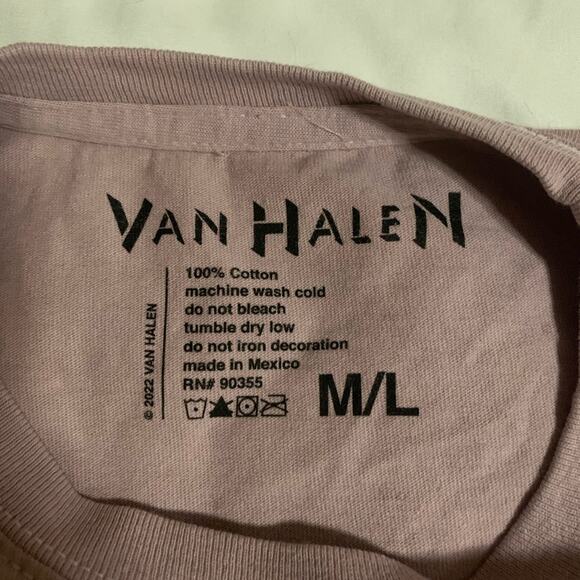 NWOT Forever 21 Pink Van Halen Oversized Tee - Picture 4 of 4